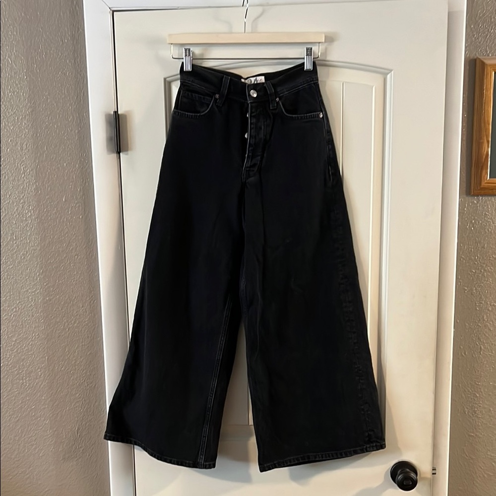 NWOT Free People Wide-leg, high-waisted, button fly jeans